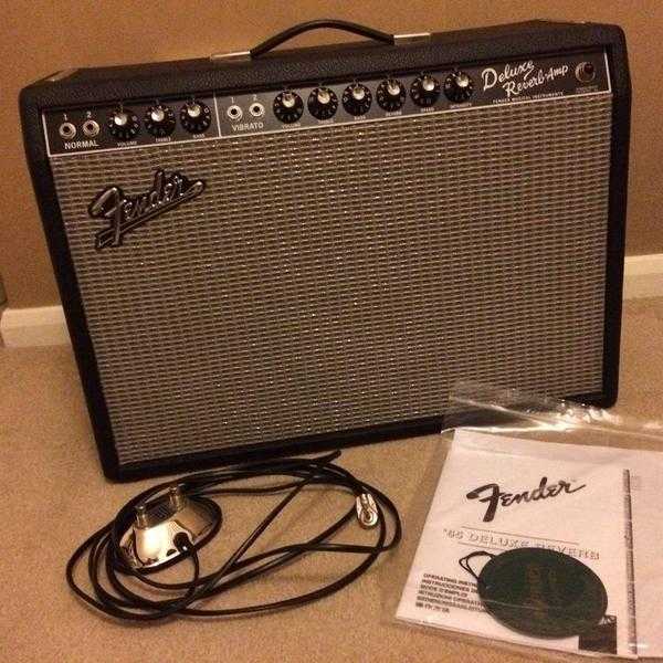 Fender 65 Deluxe Reverb Reissue Guitar Amplifier