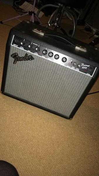 Fender frontman 25 watt guitar amplifier