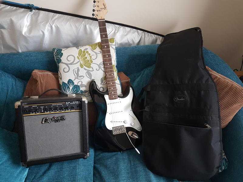 Fender Squier Bullet Stratocaster, Black. Complete with 25 watt Cruiser Amp amp Soft Guitar case