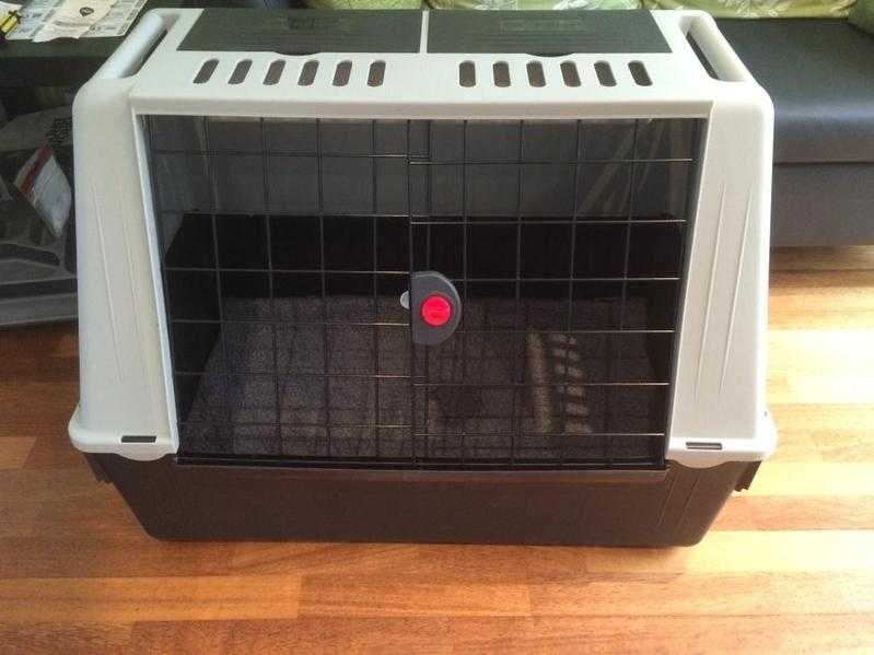 Ferplast Dog Crate