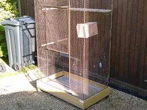 FERPLBLACK LARGE BIRD CAGE WITH SLIDE IN PARTITION