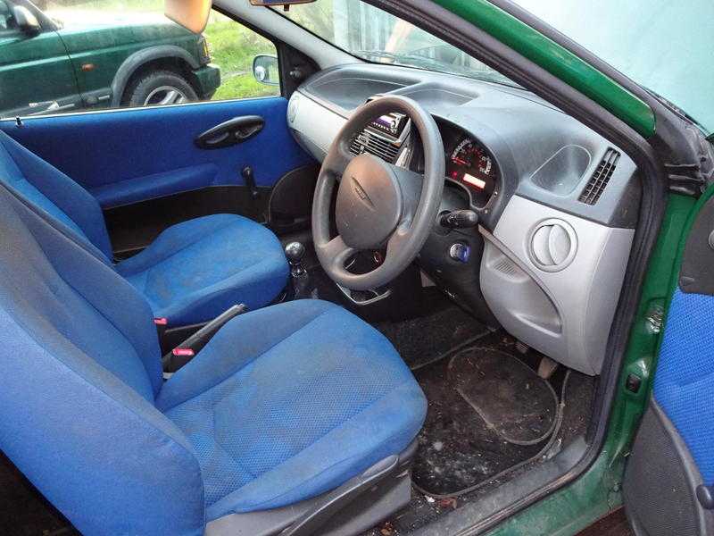 Fiat Punto 2000 1.2 8valve accident damage spares or repair very low miles drive away