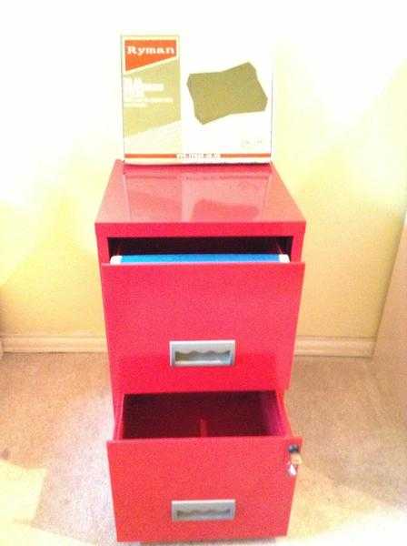 FILING CABINET - 2 DRAWS