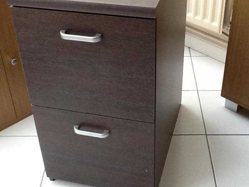 Filing cabinet  drawers