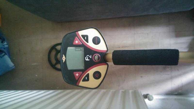 Fisher F2 metal detector