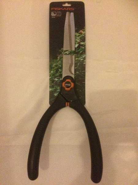 Fiskars Notched Hedge Shears