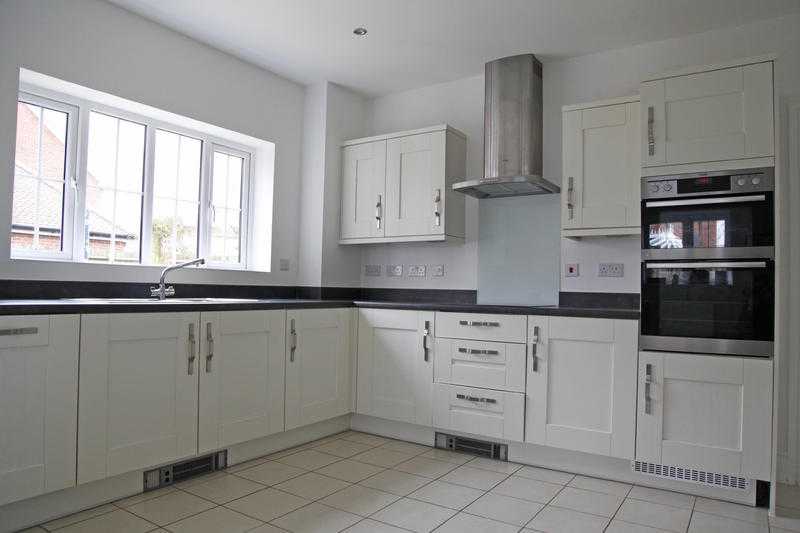 Fitted Kitchen for Sale