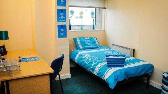 Flat Available Now for Salford University