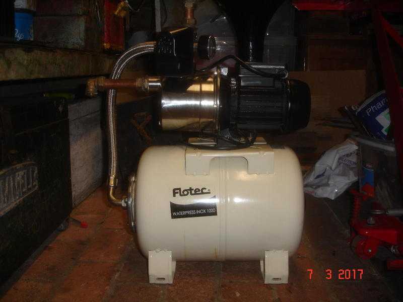 Flotec Waterpress INOX 1000 home water pressure booster nearly new