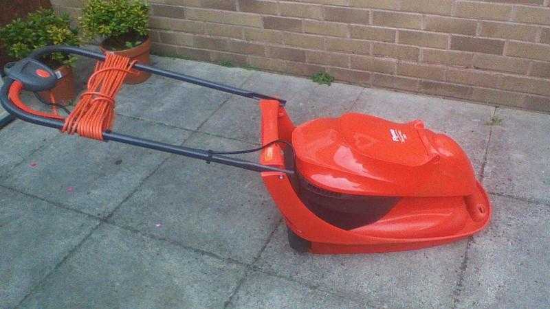 Flymo Hover Vac 280