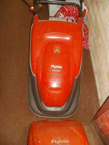 Flymo turbo compact 330 lawnmower