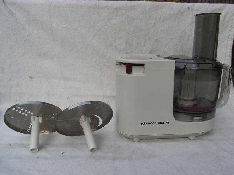 FOOD PROCESSOR