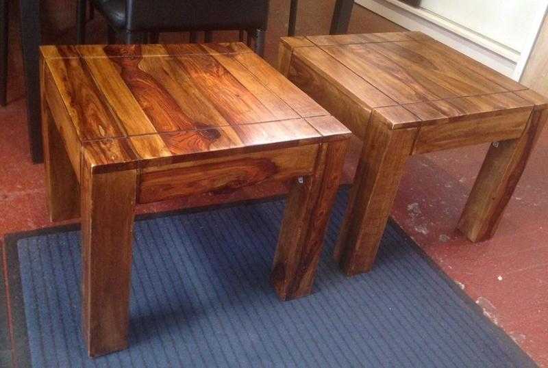 FOR SALE  2 LAMP OF COFFEE TABLES