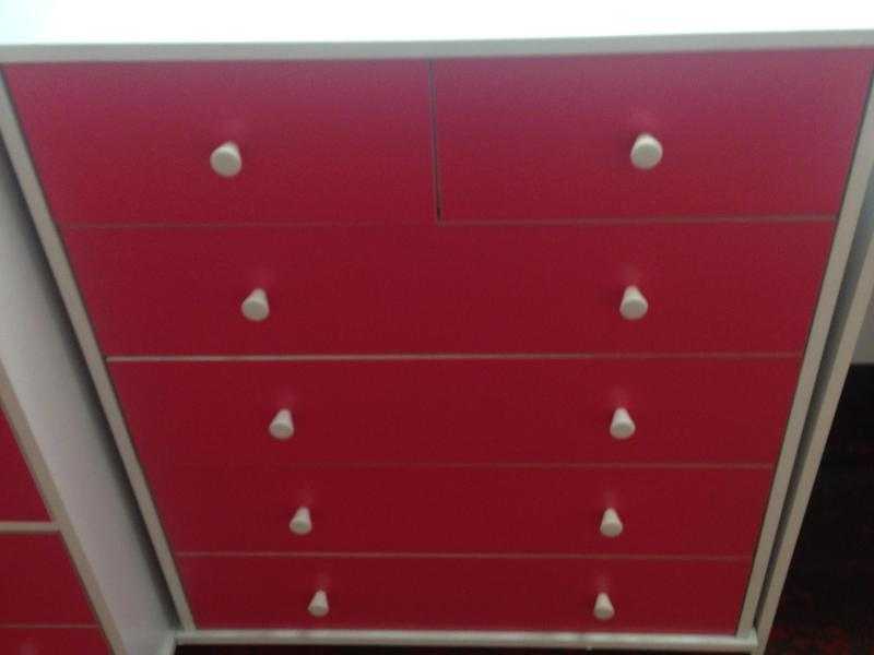 FOR SALE 42 DRAWER CHEST IN BLUEWHITE DELIVERY AVAILABLE