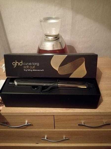 for Sale GHD Curve Curling Tongs as new still in box only used once