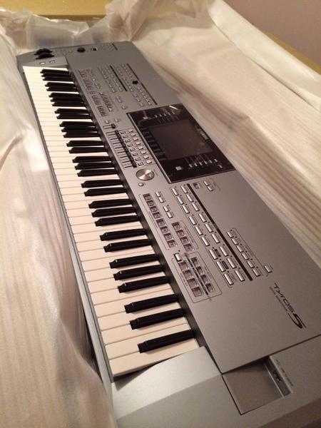 FOR SALE  Yamaha Tyros 5 Workstation Keboard