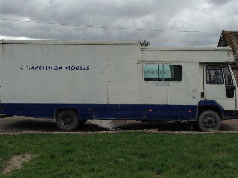 Ford Cargo 1984 7.5t Horse Box