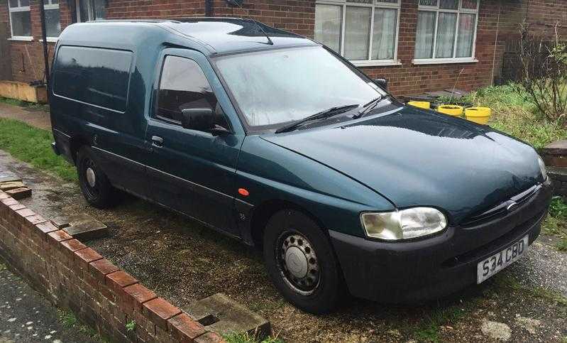 Ford Escort Van. Diesel.  MOT till August 2016