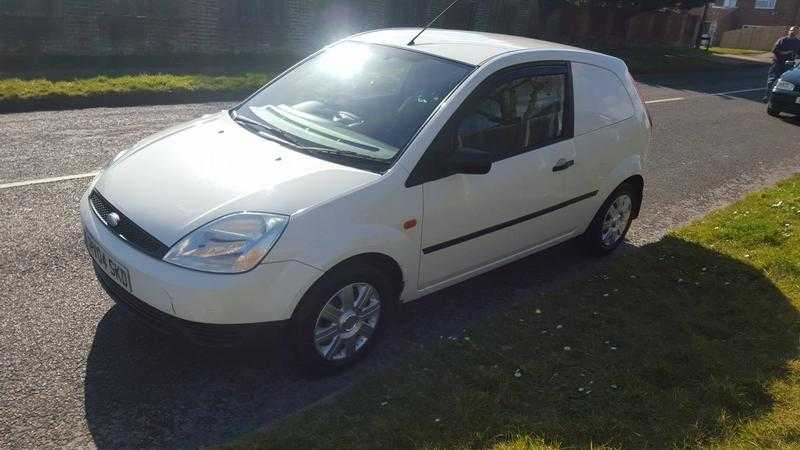 Ford Fiesta 2004 van 1.4 tdci years mot very clean high miles cheap px poss