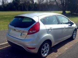 Ford Fiesta Zetec 1.25 82PS 5-door hatchback   (2012) 30,980mls.  5950