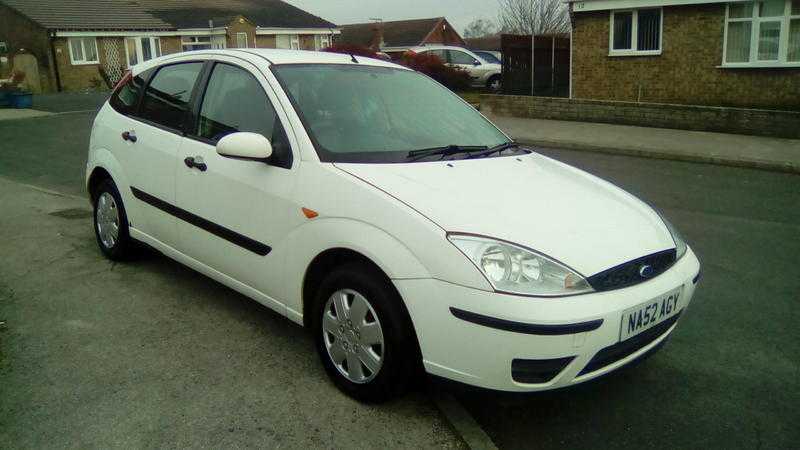 FORD FOCUS 1.4, 52 REG, 5 MONTHS MOT, 5 DOOR