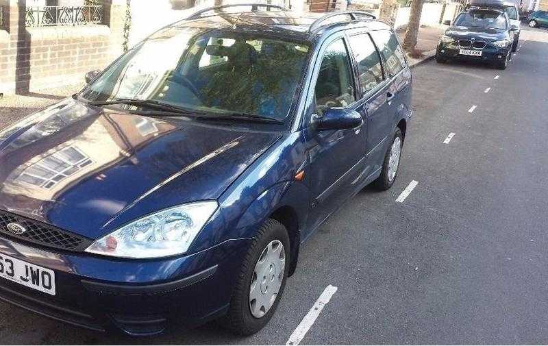 Ford Focus 1.6 i 16v Zetec Estate 5dr Petrol Manual