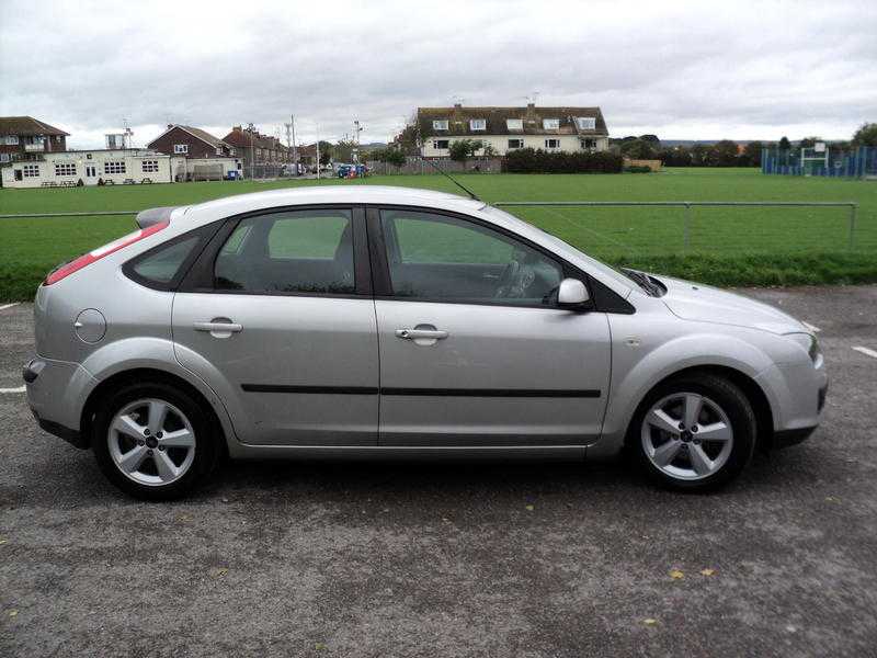 Ford Focus 1.6 zetec climate, 56, 76k, fsh, new mot, immaculate