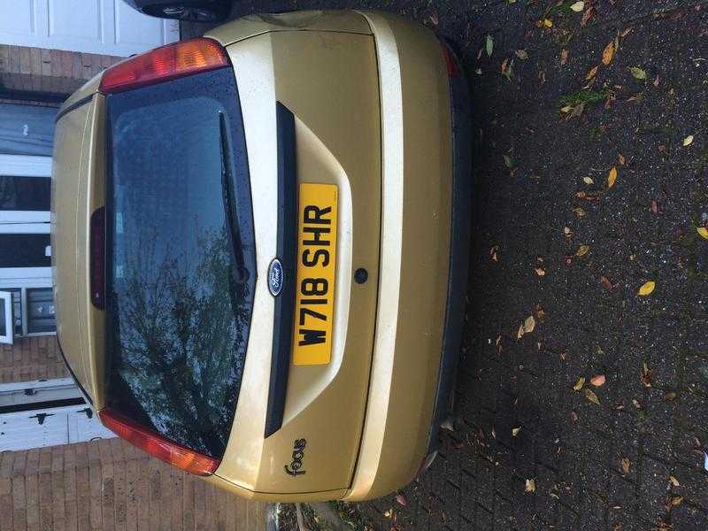 Ford Focus 1.8 gold neat