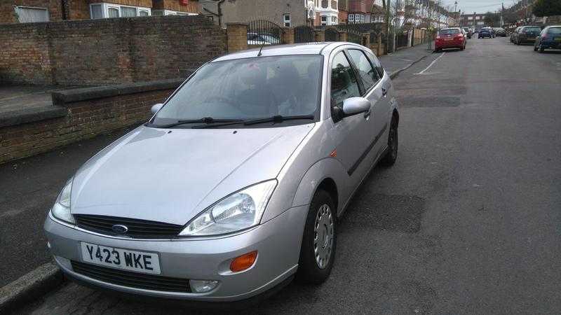 Ford Focus 2001 damage repair