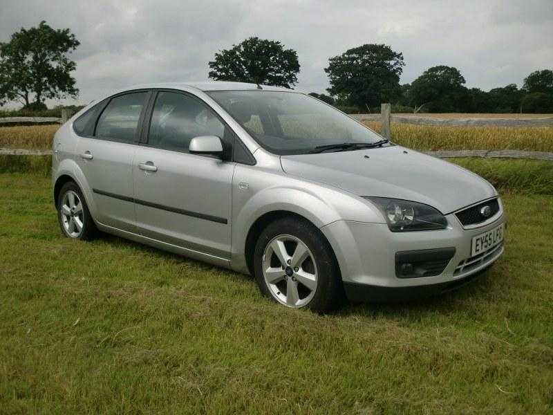 Ford Focus 2005 1.6 Zetec petrol Mot Service History 5Dr VGC