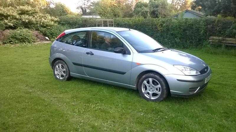 FORD FOCUS FLIGHT, SILVER, 2004