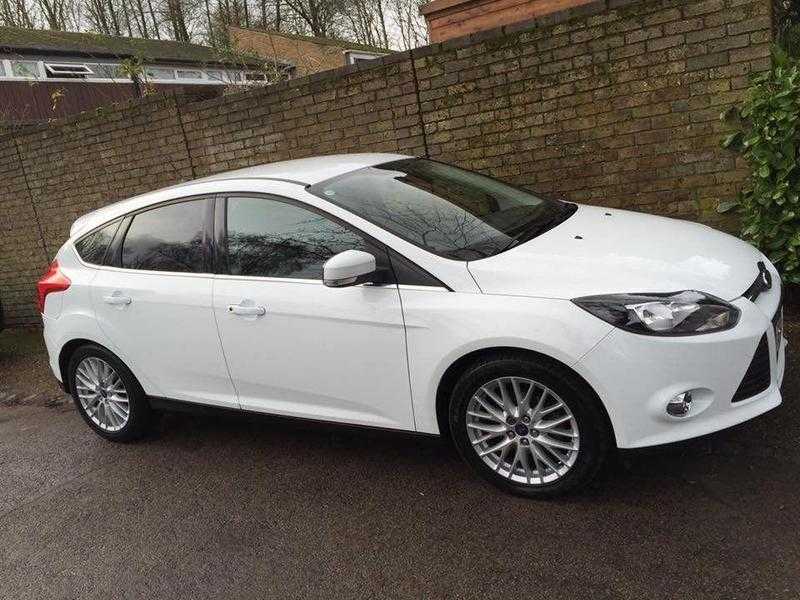 Ford Focus Zetec 2013 1.0 Ecoboost 30 Road Tax - 2 owners