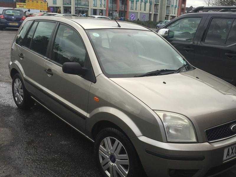 Ford Fusion 2004 automatic great runner