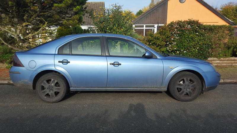 Ford Mondeo 2002 for spares or repairs