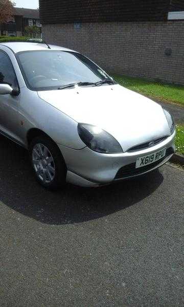 Ford Puma 2000