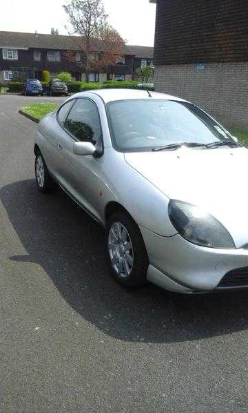 Ford Puma 2000