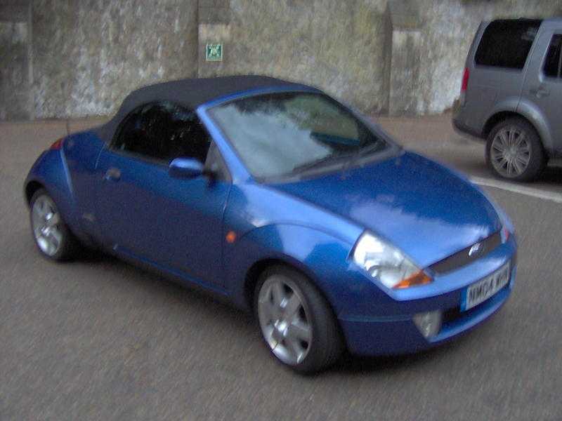 Ford Streetka  LUXURY - 2004 - 1599cc CONVERTIBLE with Heated Leather Seats FSH
