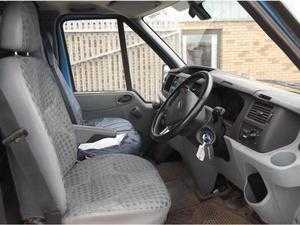 Ford Transit 2011