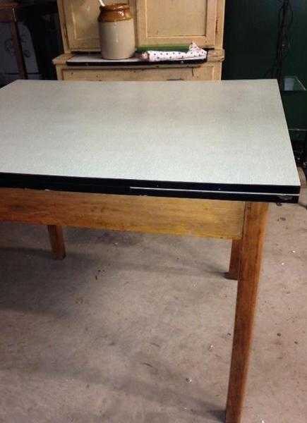 Formica top Vintage Kitchen Table