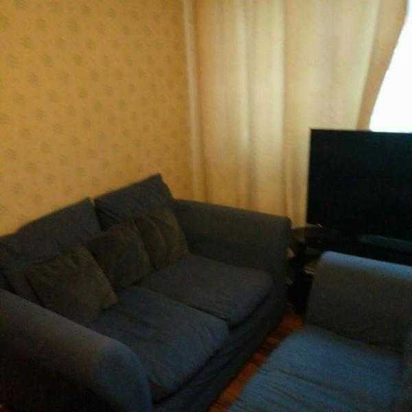 Free 3 amp 2 seated sofas