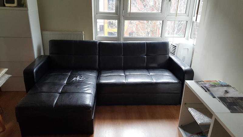 FREE SOFA BED - black leather corner  l-shape in SE1 London