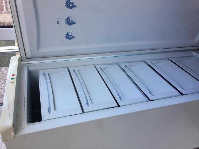 Free standing freezer