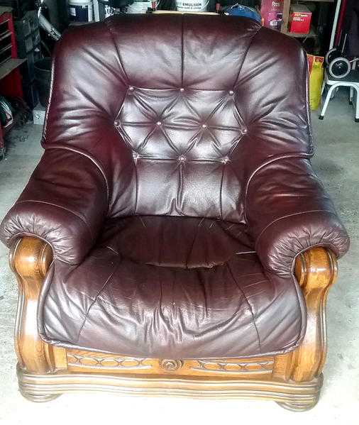 Free To Collector Leather Chair