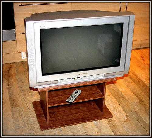 Free to collector Panasonic TX-28PM1 Television