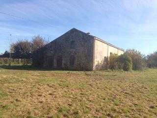 French 3 bed stone property with 12 acre of land for sale in the Vendee Region