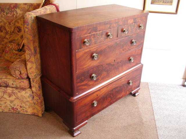 French C19th Chest of drawers