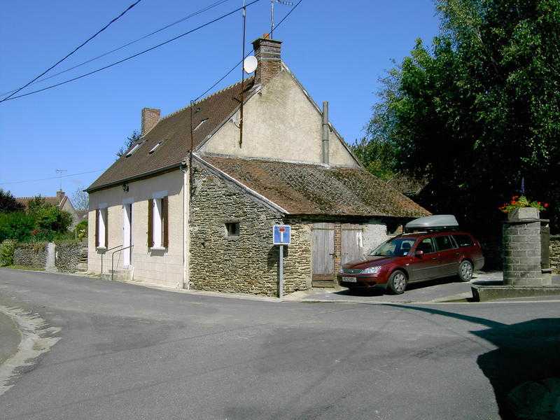 FRENCH HOUSE FOR SALE IN INDRE - REGION 36 SOUTH OF LOIRE