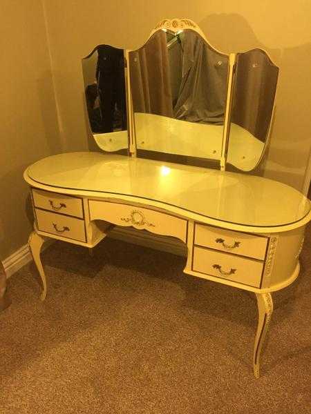 French Louis Dressing Table