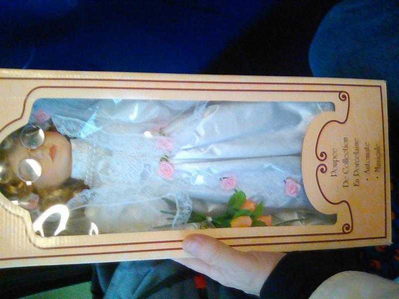 French porcelain musical bride doll still in original box