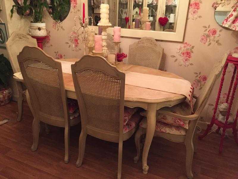 French table and chairs